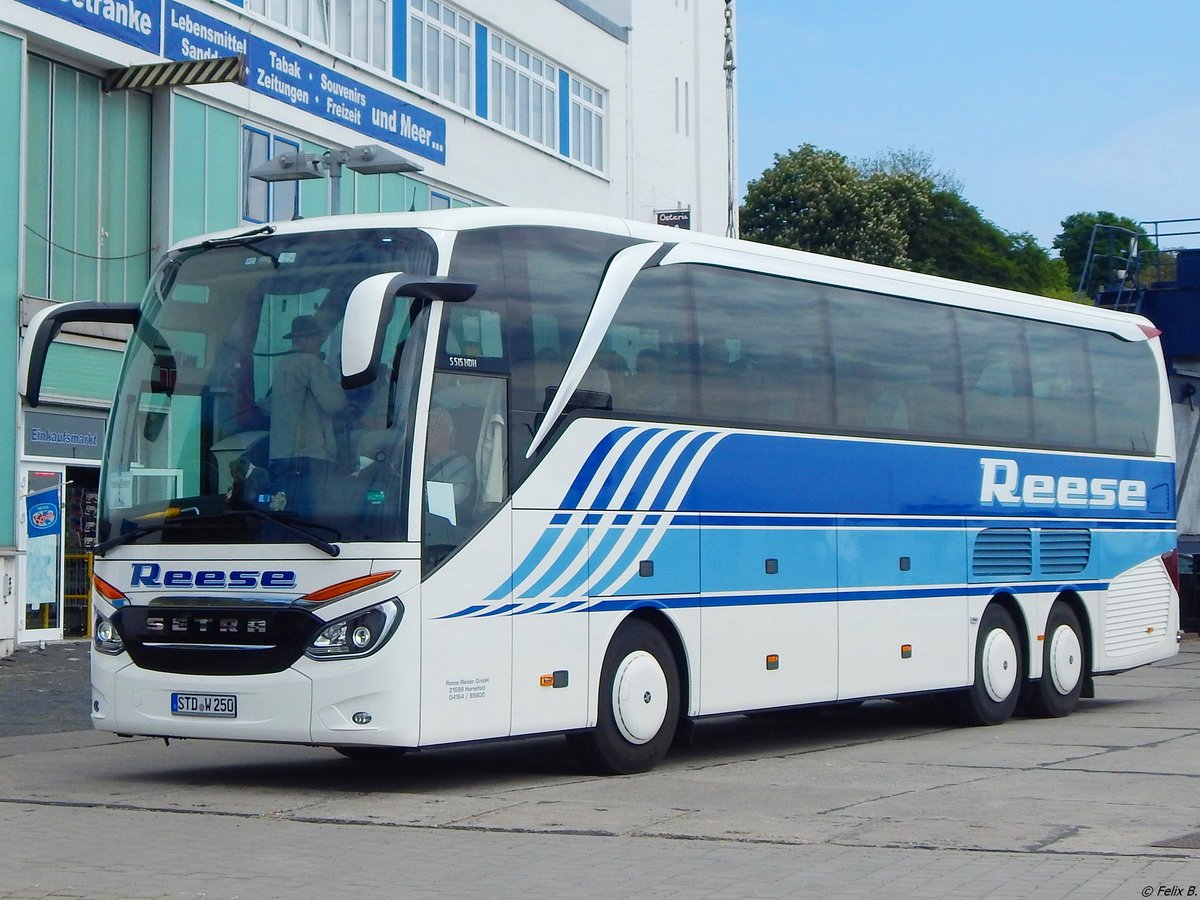 Setra 515 HDH von Reese Reisen aus Deutschland im Stadthafen Sassnitz. 