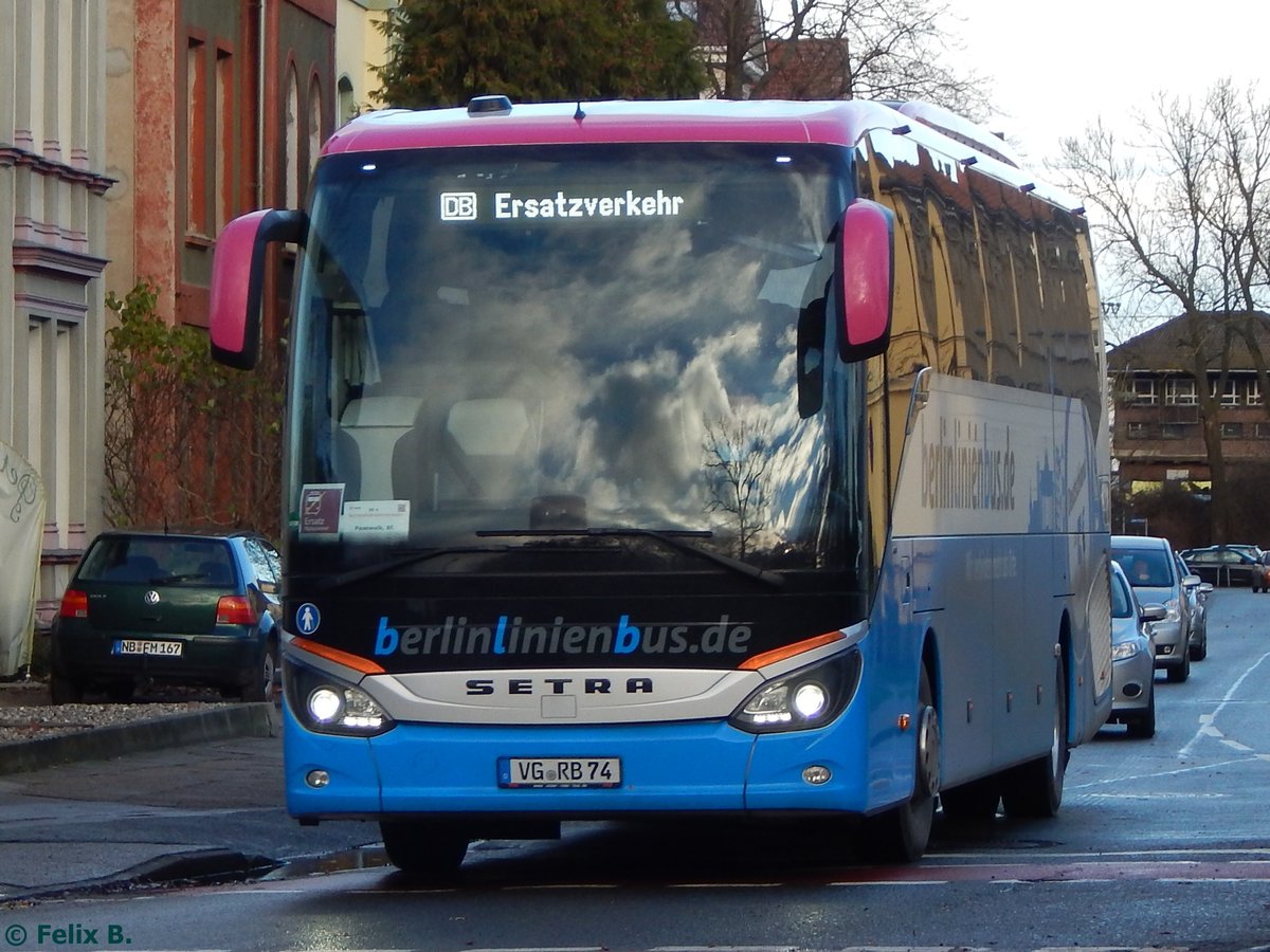 Setra 516 HD von BerlinLinienBus/URB in Neubrandenburg.