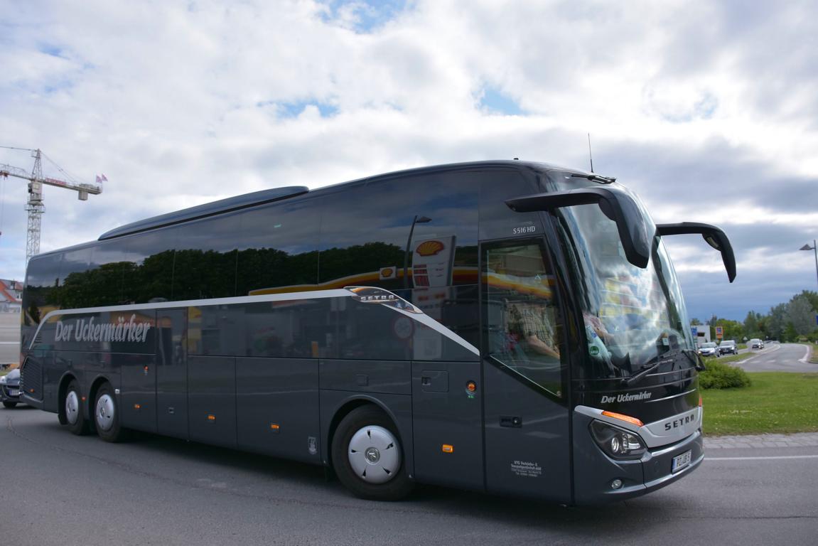 Setra 516 HD von  Der Ukermrker  aus der BRD in Krems.