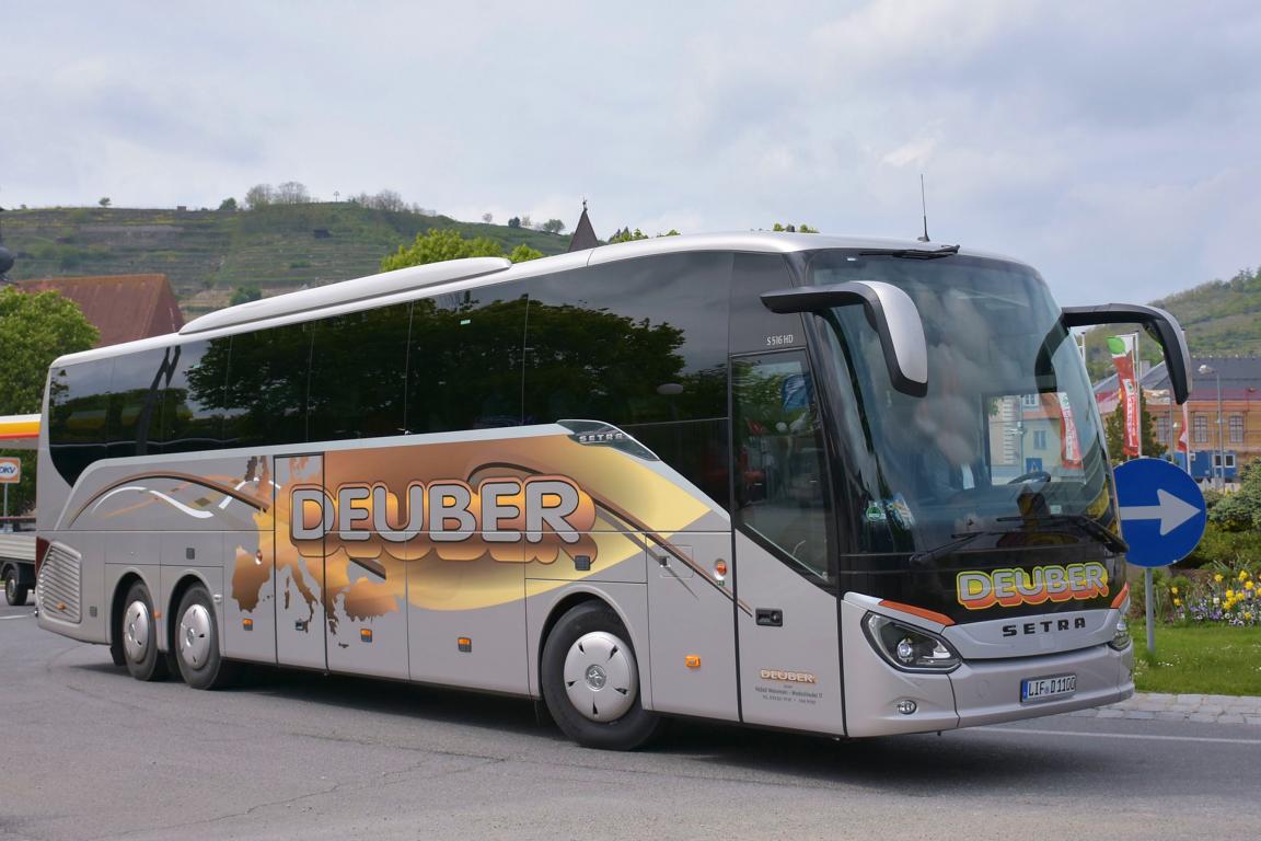 Setra 516 HD von Deubler Reisen aus der BRD in Krems.