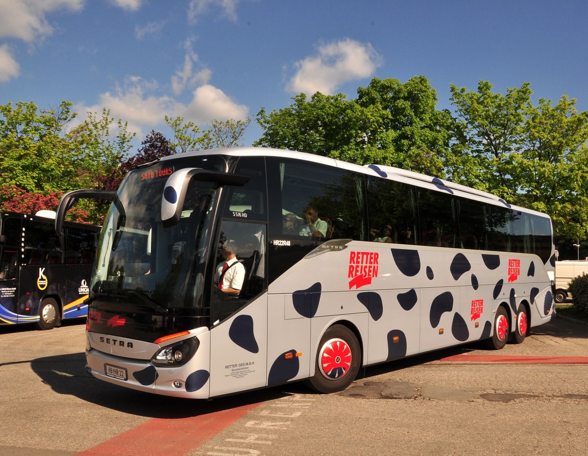 Setra 516 HD HR22R48 von Retter Reisen aus sterreich im Mai 2014 in Krems.