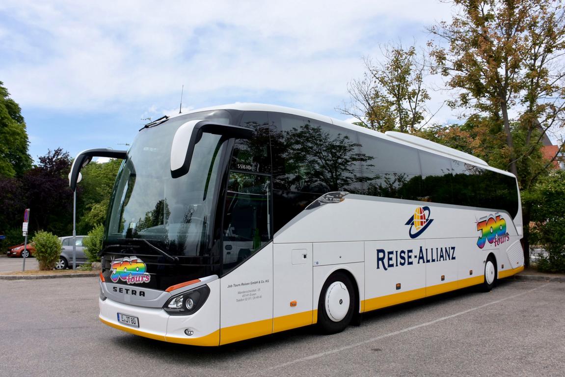 Setra 516 HD von Job Tours aus der BRD 06/2017 in Krems.