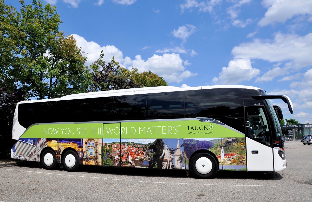 Setra 516 HD von Tauck (Blaguss) Reisen aus der SK in Krems gesehen.