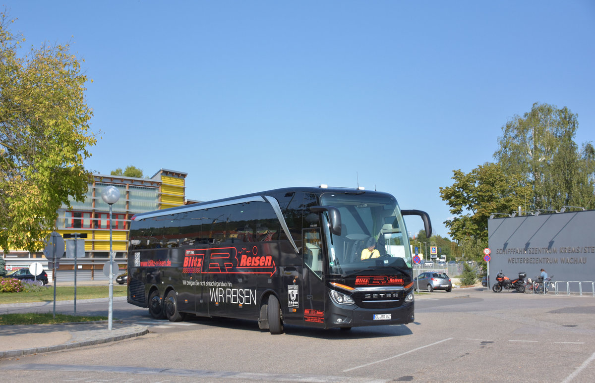 Setra 516 HDH von Blitz Reisen aus der BRD 2017 in Krems.