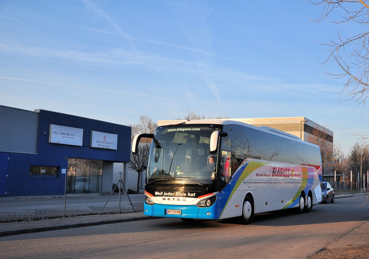 SETRA 517 HD von BLAGUSS Reisen aus Wien, Westbus ,Krems,11.3.2014.Liebe Gre an den Fahrer und Dank fr Fotogenehmigung.