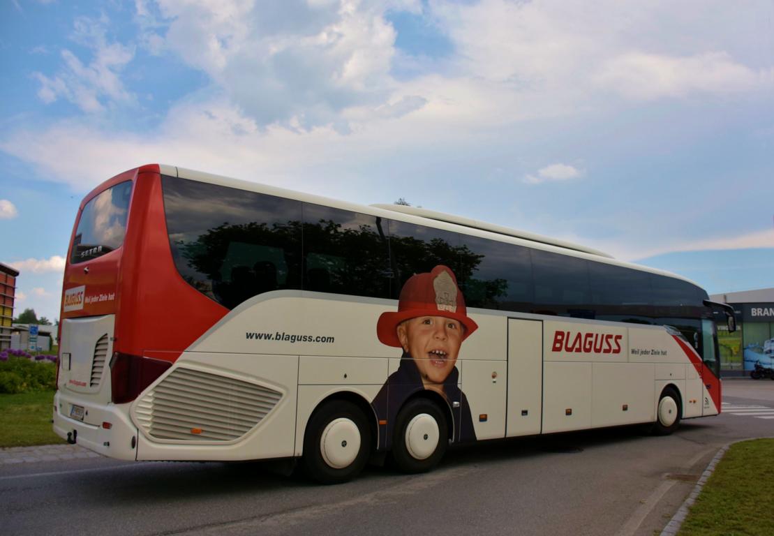 Setra 517 HD von Blaguss Reisen aus sterreich im Mai 2018 in Krems.