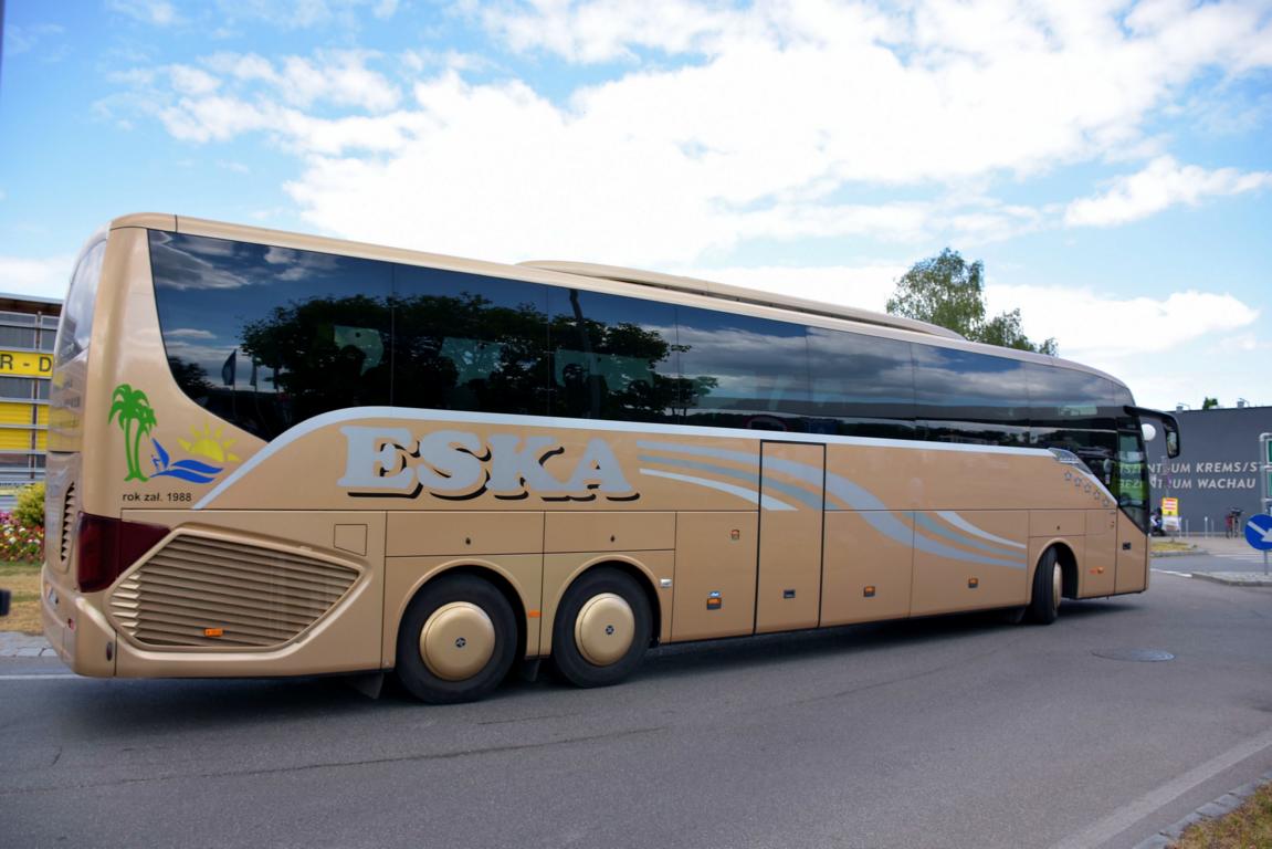 Setra 517 HD von ESKA Reisen aus PL 06/2017 in Krems.