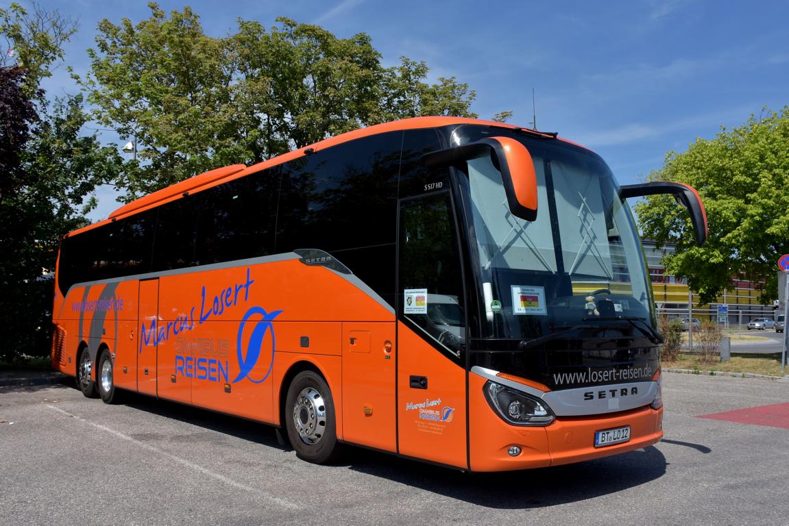 Setra 517 HD von Marcus Losert Reisen aus der BRD 06/2017 in Krems.