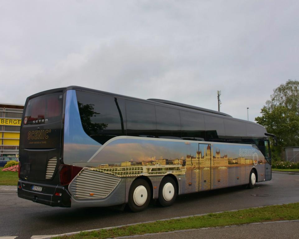 Setra 517 HD von Scenic-Blaguss Slowakia Reisen 2018 in Krems gesehen.