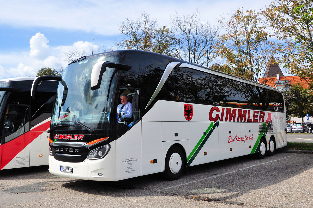 Setra 517 HDH von Gimmler Reisen aus der BRD in Krems gesehen.