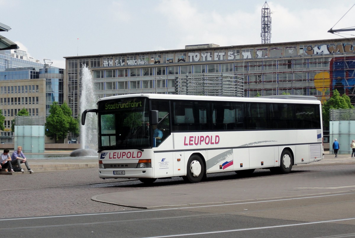 SETRA von LEUPOLD / Stadtrundfahrten,Ende April 2014 in Leipzig bei der Oper gesehen.