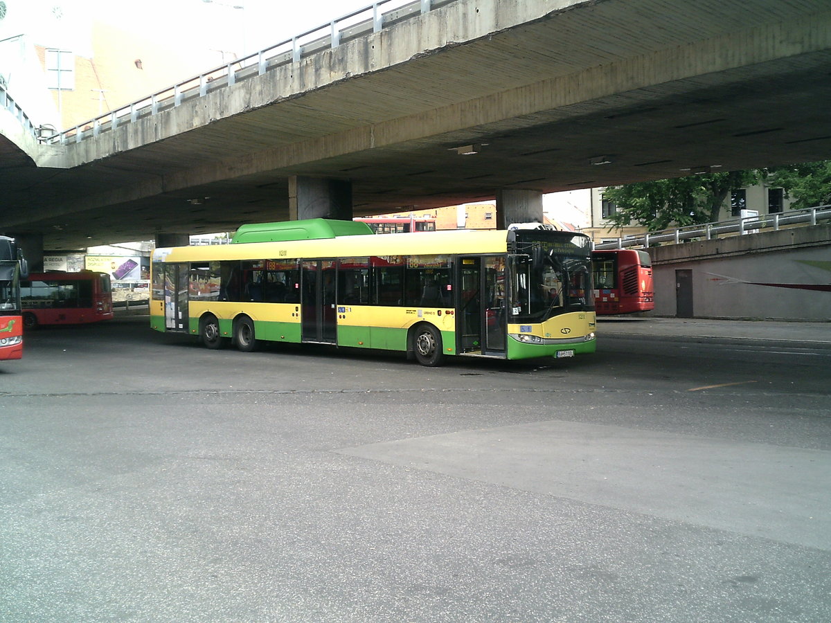 Slowakischer Bus am Busbahnhof in Bratislava