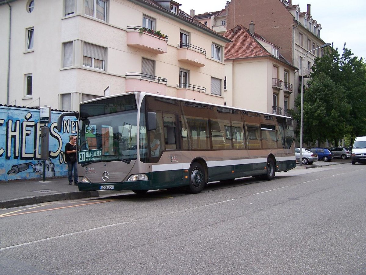 Strassburg - 2. September 2009 : Citaro an der Haltestelle Aristide Briant.