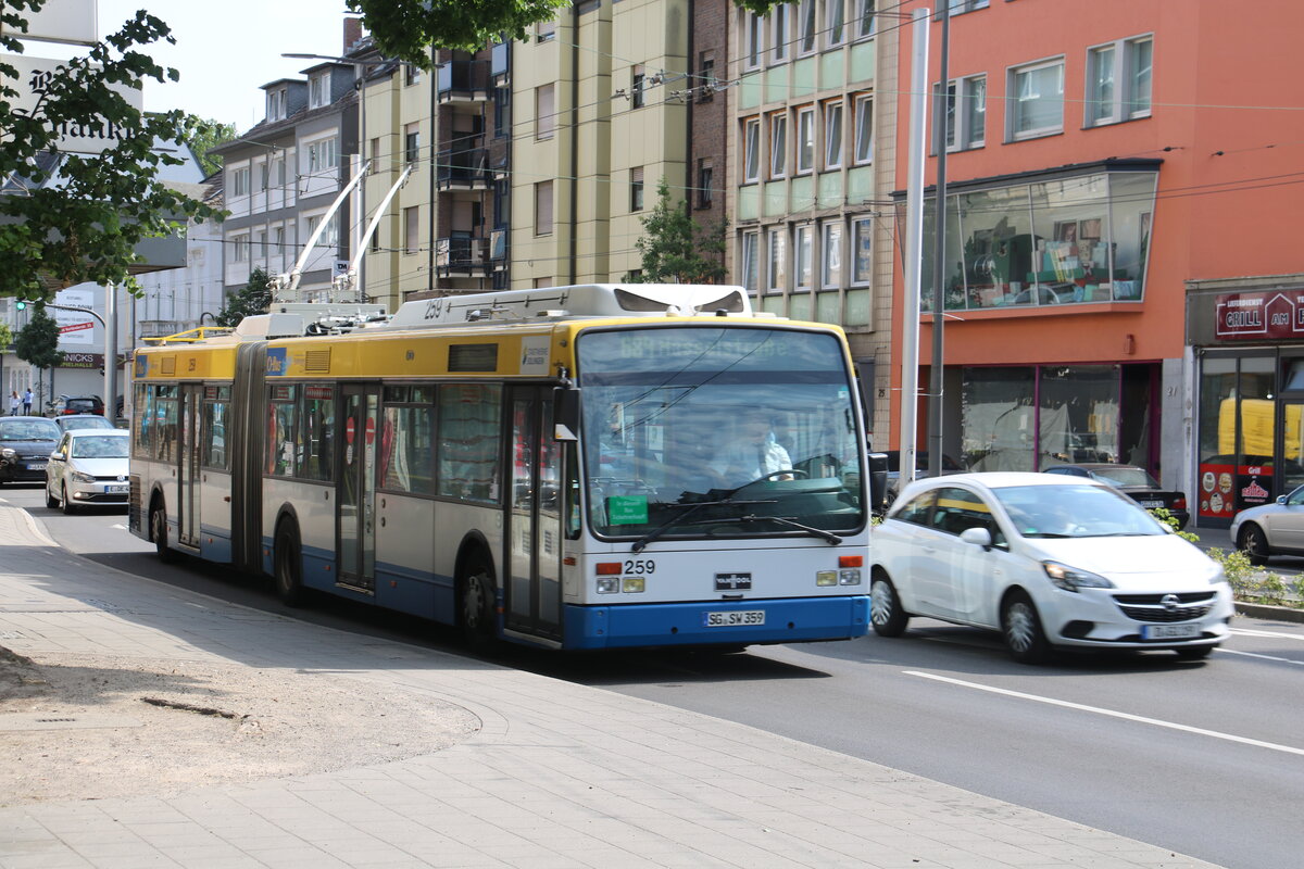 SWS Solingen - Nr. 259/SG-SW 359 - Van Hool Gelenktrolleybus am 19. Juni 2022 in Solingen (Aufnahme: Martin Beyer)