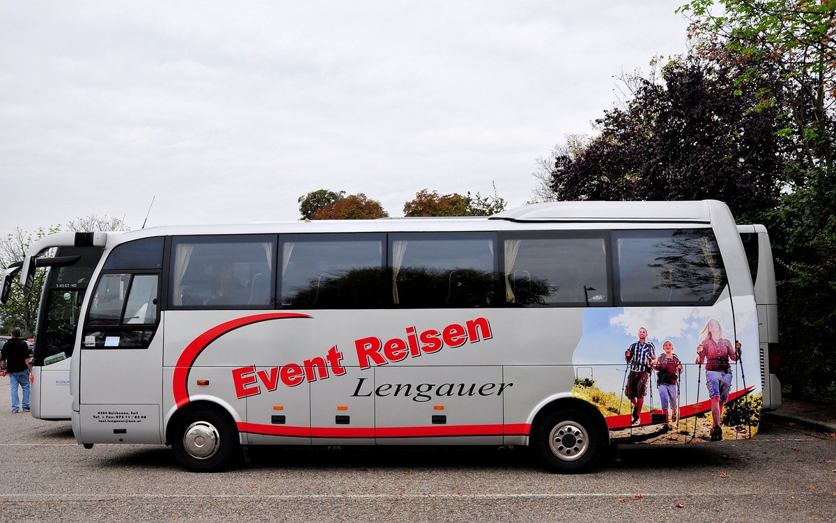 Temsa Opalin von Event Reisen Lengauer aus Obersterreich in Krems gesehen.