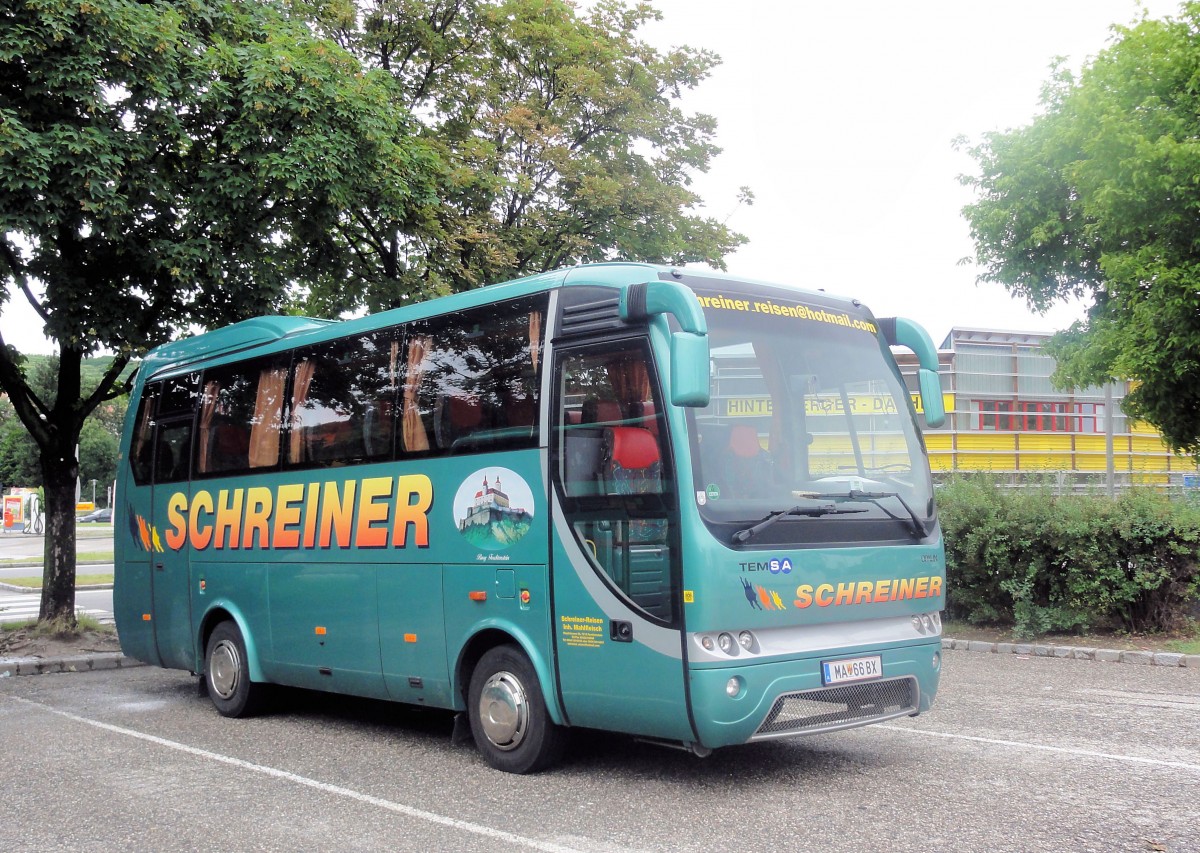 TEMSA OPALIN von SCHREINER Reisen / sterreich am 25.6.2013 in Krems