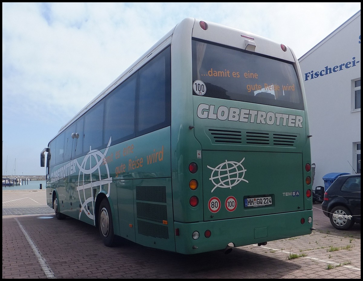 Temsa Safari HD von Globetrotter aus Deutschland im Stadthafen Sassnitz.