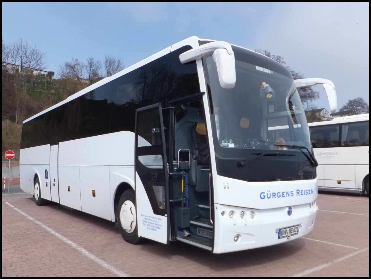 Temsa Safari HD von Gürgens Reisen aus Deutschland im Stadthafen Sassnitz.