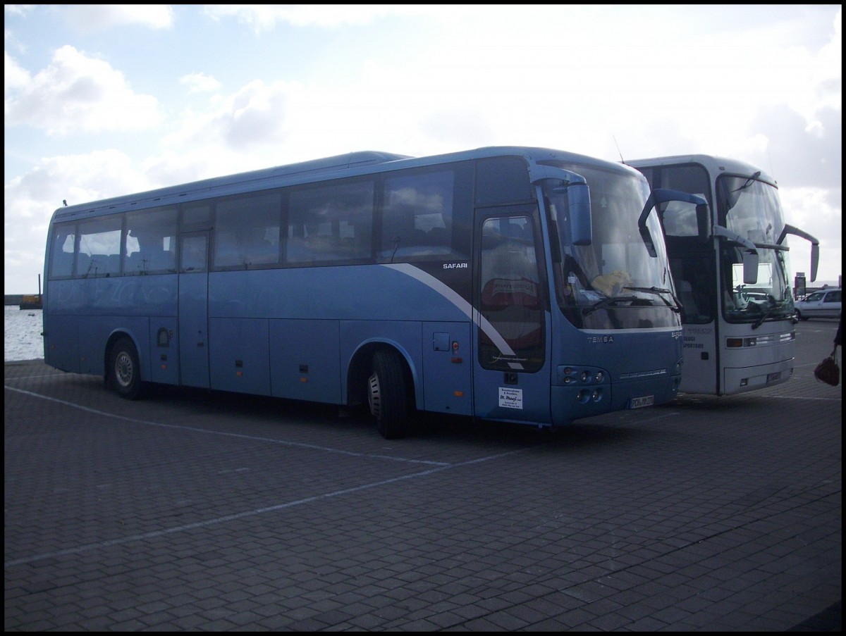 Temsa Safari HD von Maa Reisen aus Deutschland im Stadthafen Sassnitz.