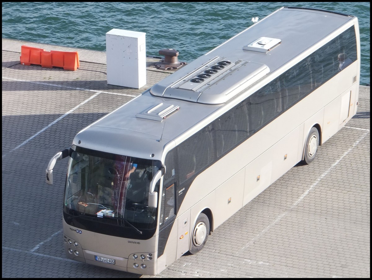 Temsa Safari HD von Schack Touristik aus Deutschland im Stadthafen Sassnitz.