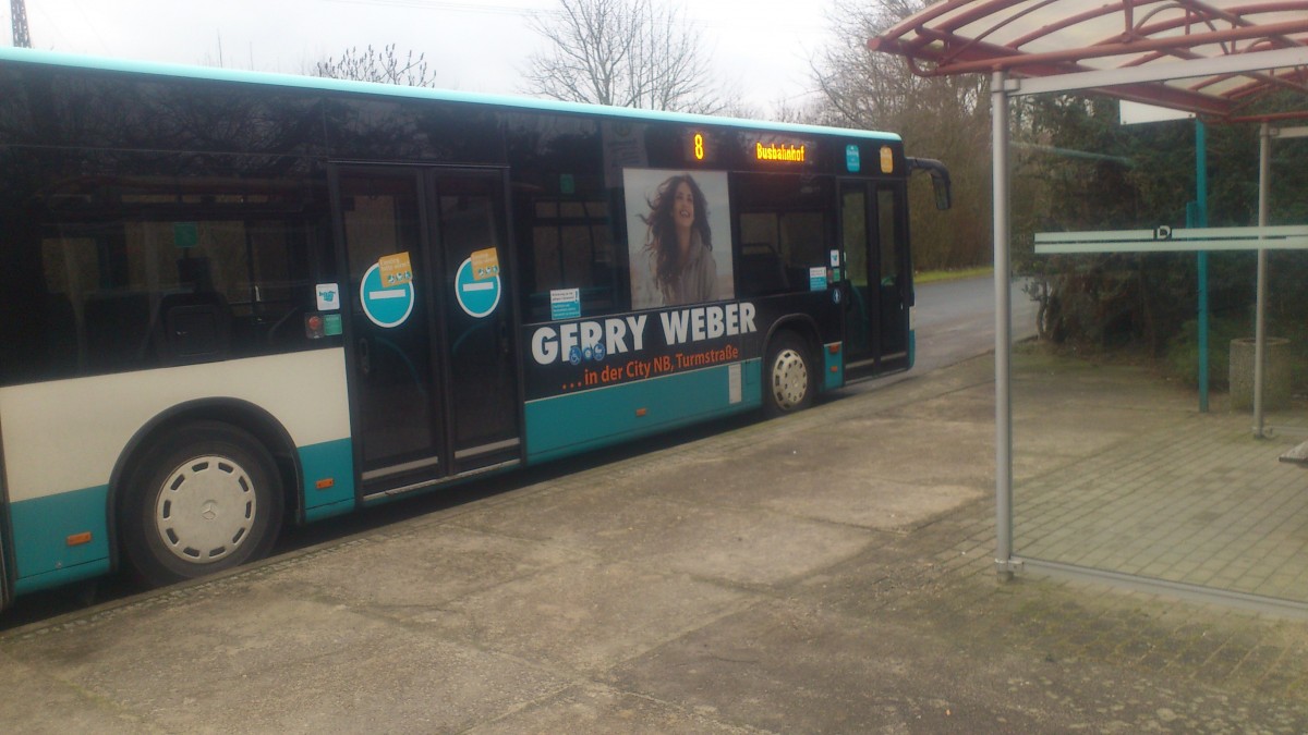 ....und noch die rechte Seite vom Citaro NB SW 586 mit seiner aktuellen Werbung fr Gerry Weber 