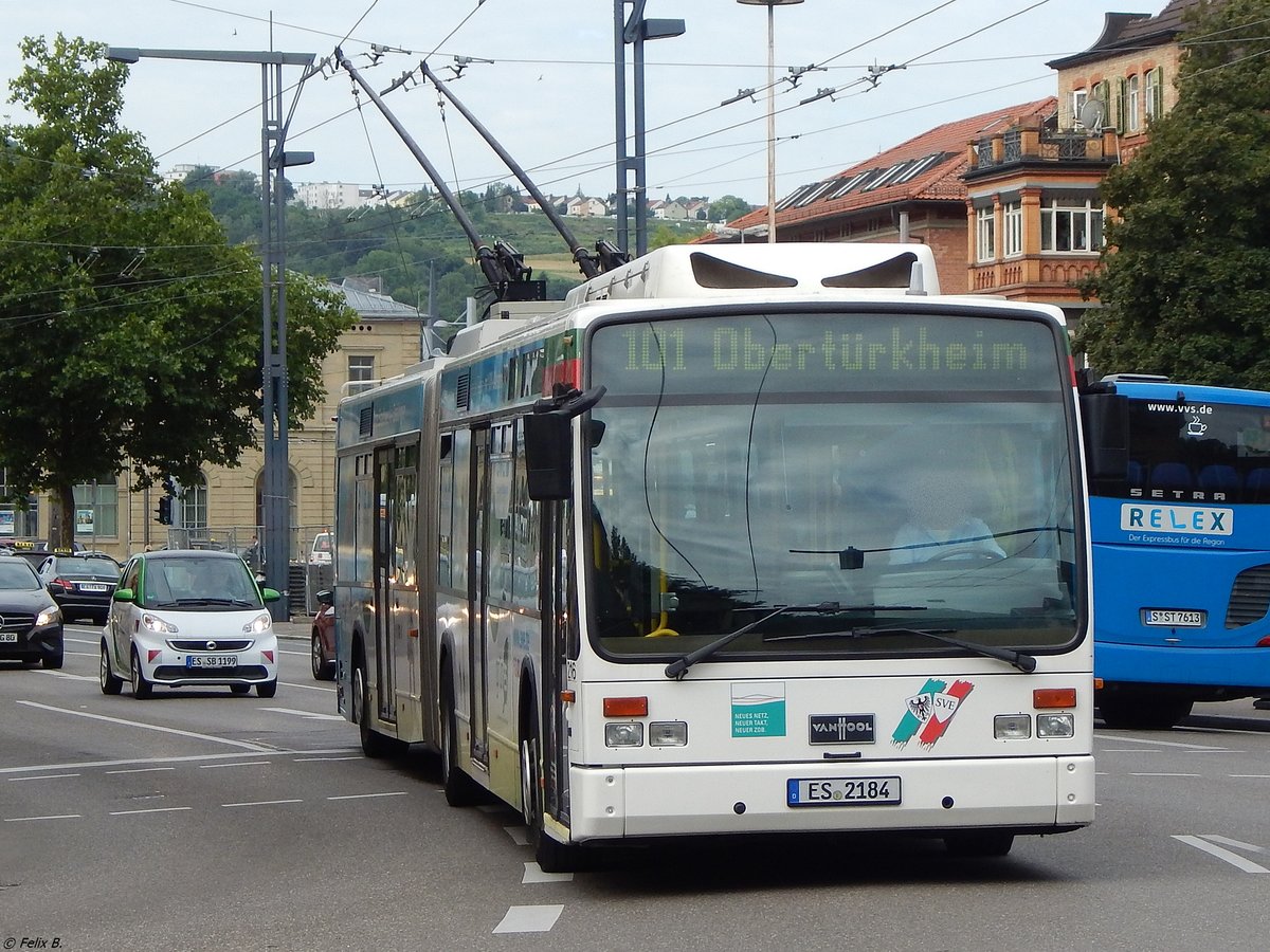 Van Hool AG300T der Stdtischer Verkehrsbetrieb Esslingen in Esslingen.