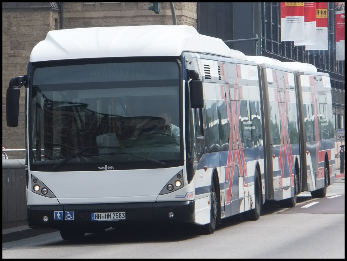 Van Hool AGG 300 der Hamburger Hochbahn AG in Hamburg.