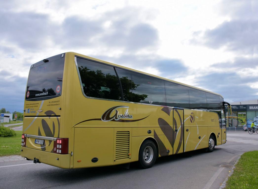 Van Hool T915 Acron von Arselina.lt in Krems.