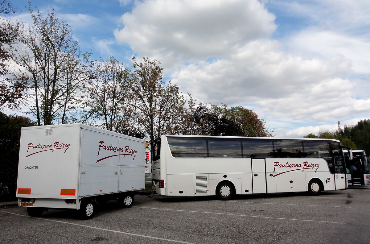 Van Hool T915 Acron von Paulusma Reisen.nl in Krems.