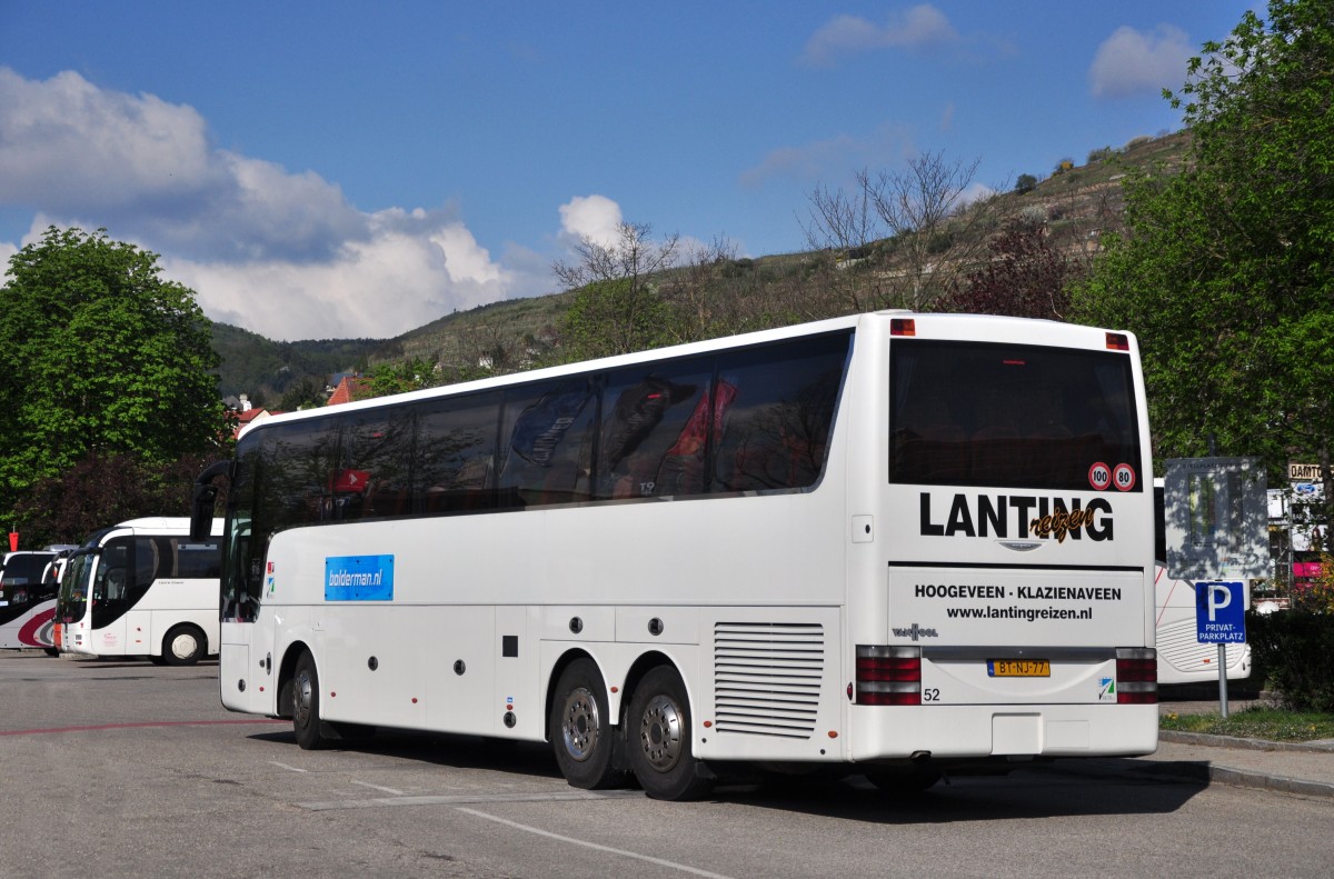 Van Hool T916 Acron von Boldermann.nl am 18.4.2015 in Krems.