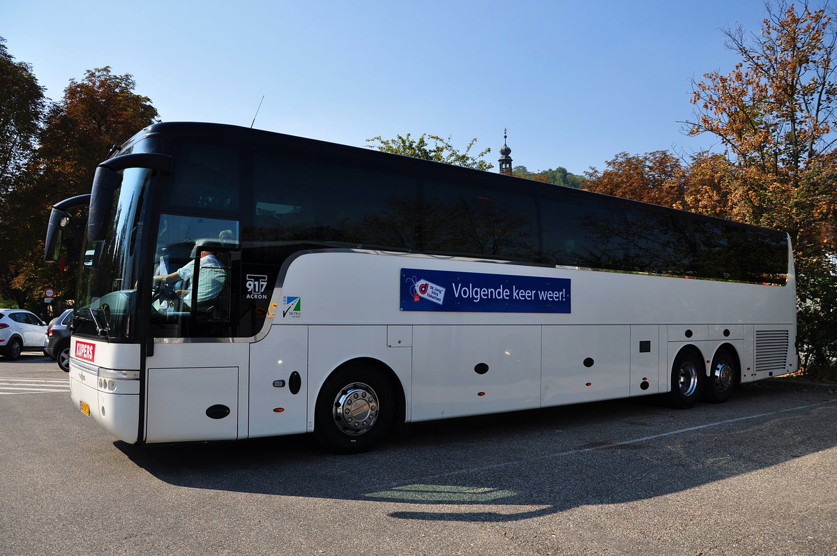 Van Hool T917 Acron von Kupers.nl in Krems gesehen.