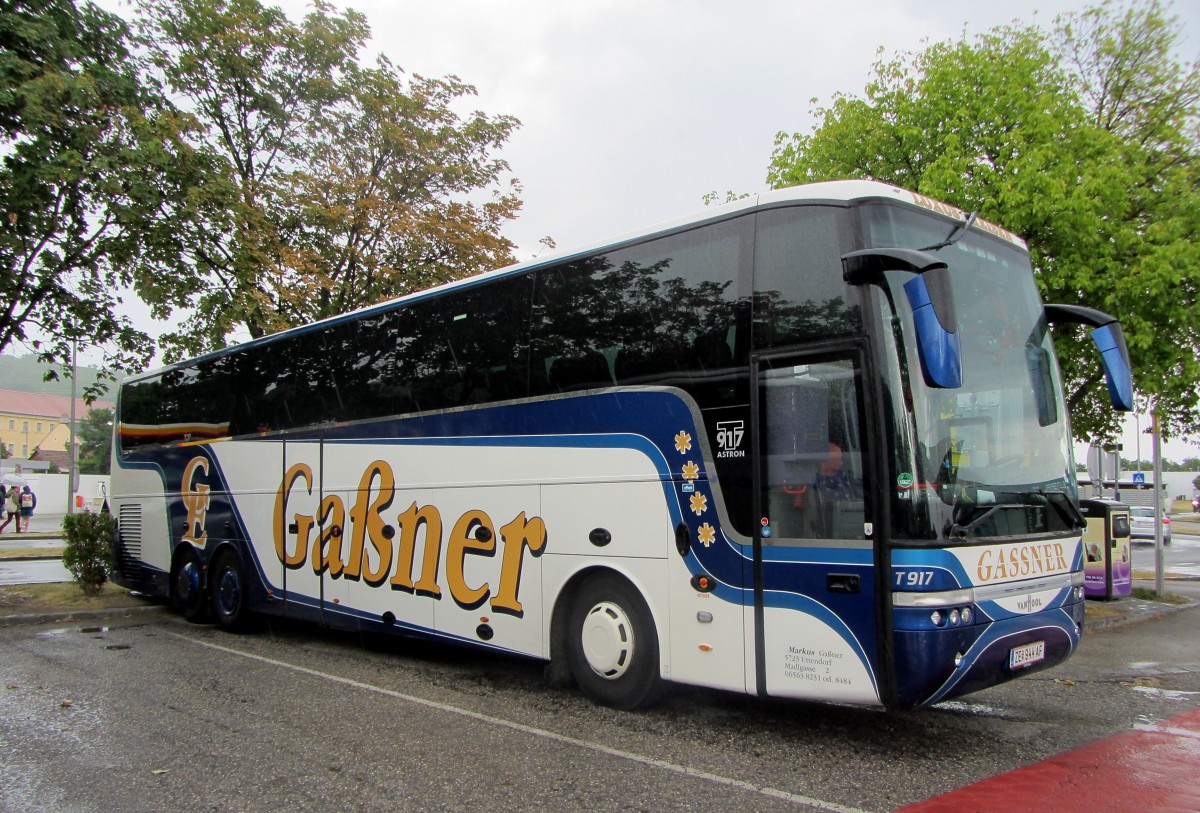 Van Hool T917 Astron von Gassner Reisen aus sterreich am 29. Juni 2014 in Krems.