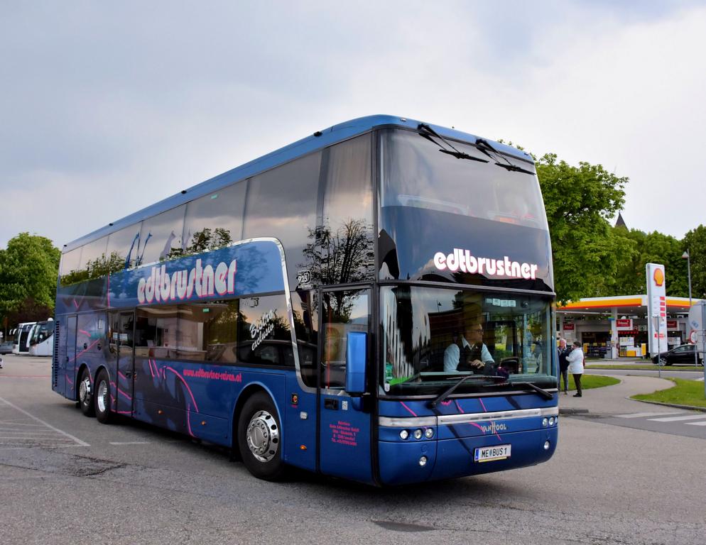 Van Hool T925 Astromega von Edtbrustner Reisen aus Niedersterreich in Krems.