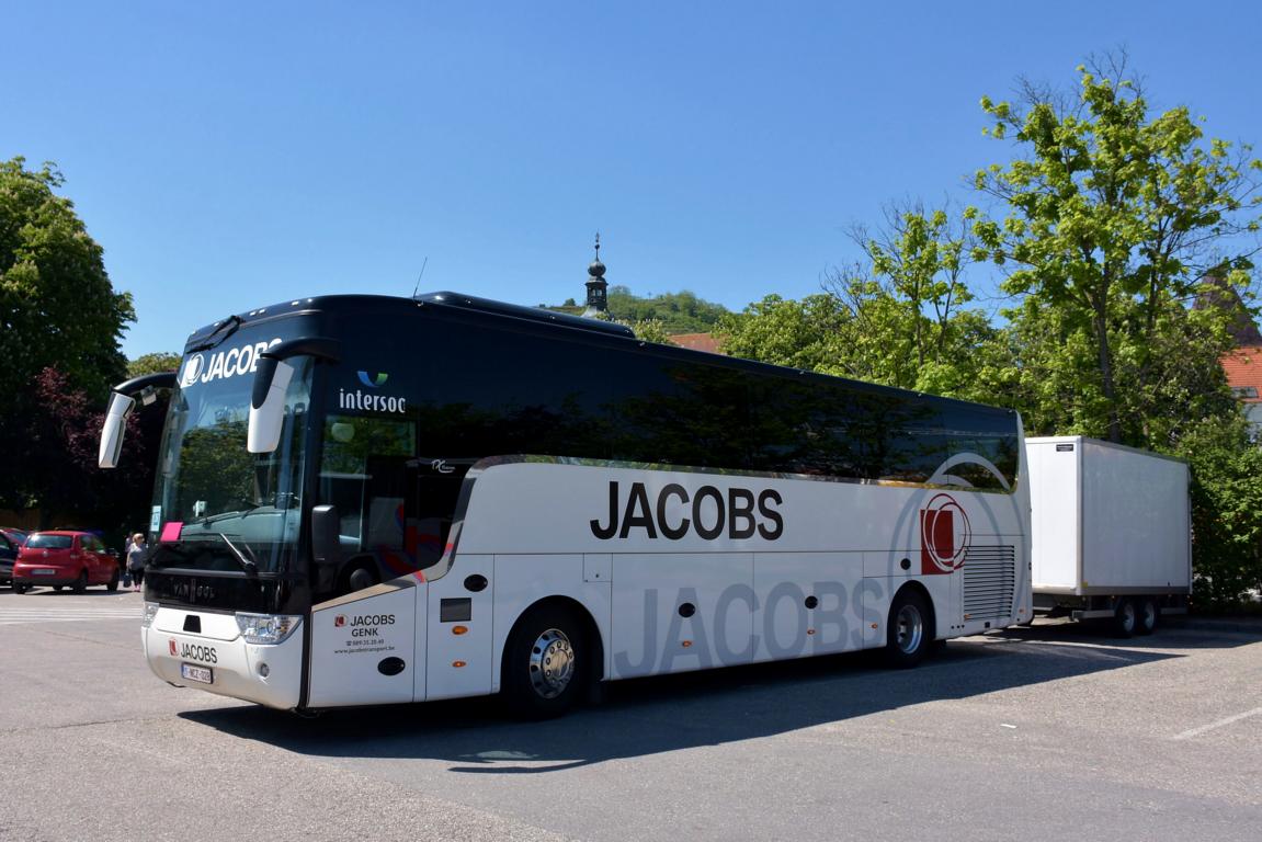 Van Hool TX von Jacobs Reisen aus der BRD in Krems.