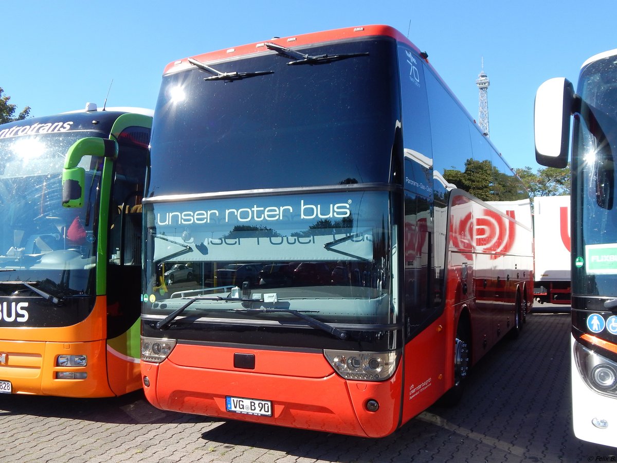 Van Hool TX17 von URB aus Deutschland in Berlin.