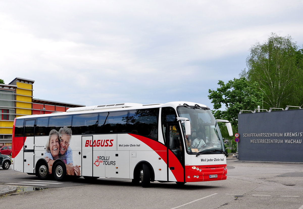 VDL Berkhof von Blaguss Reisen aus Wien in Krems gesehen.