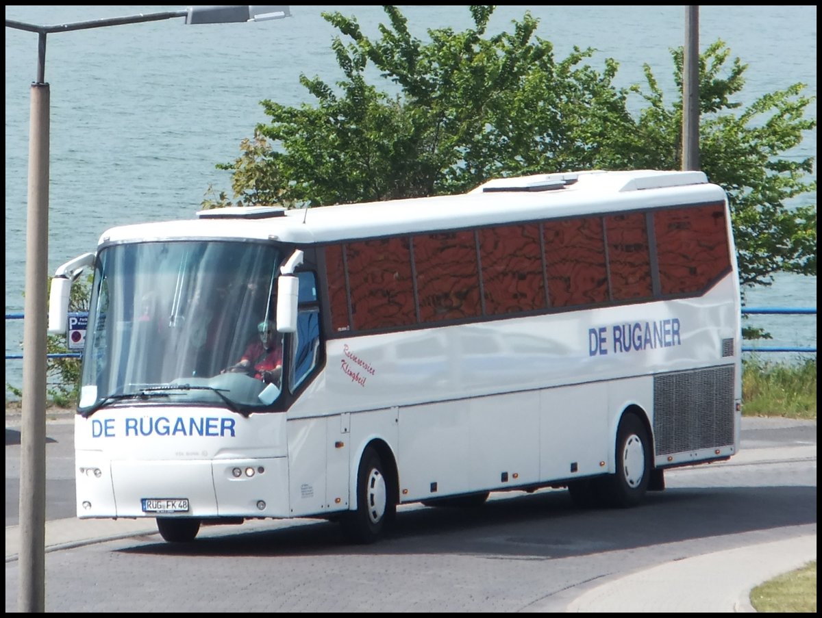 VDL Bova Futura von De Rganer aus Deutschland im Stadthafen Sassnitz. 