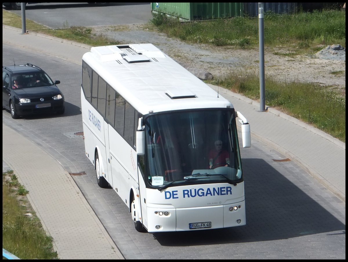 VDL Bova Futura von De Rüganer aus Deutschland im Stadthafen Sassnitz.