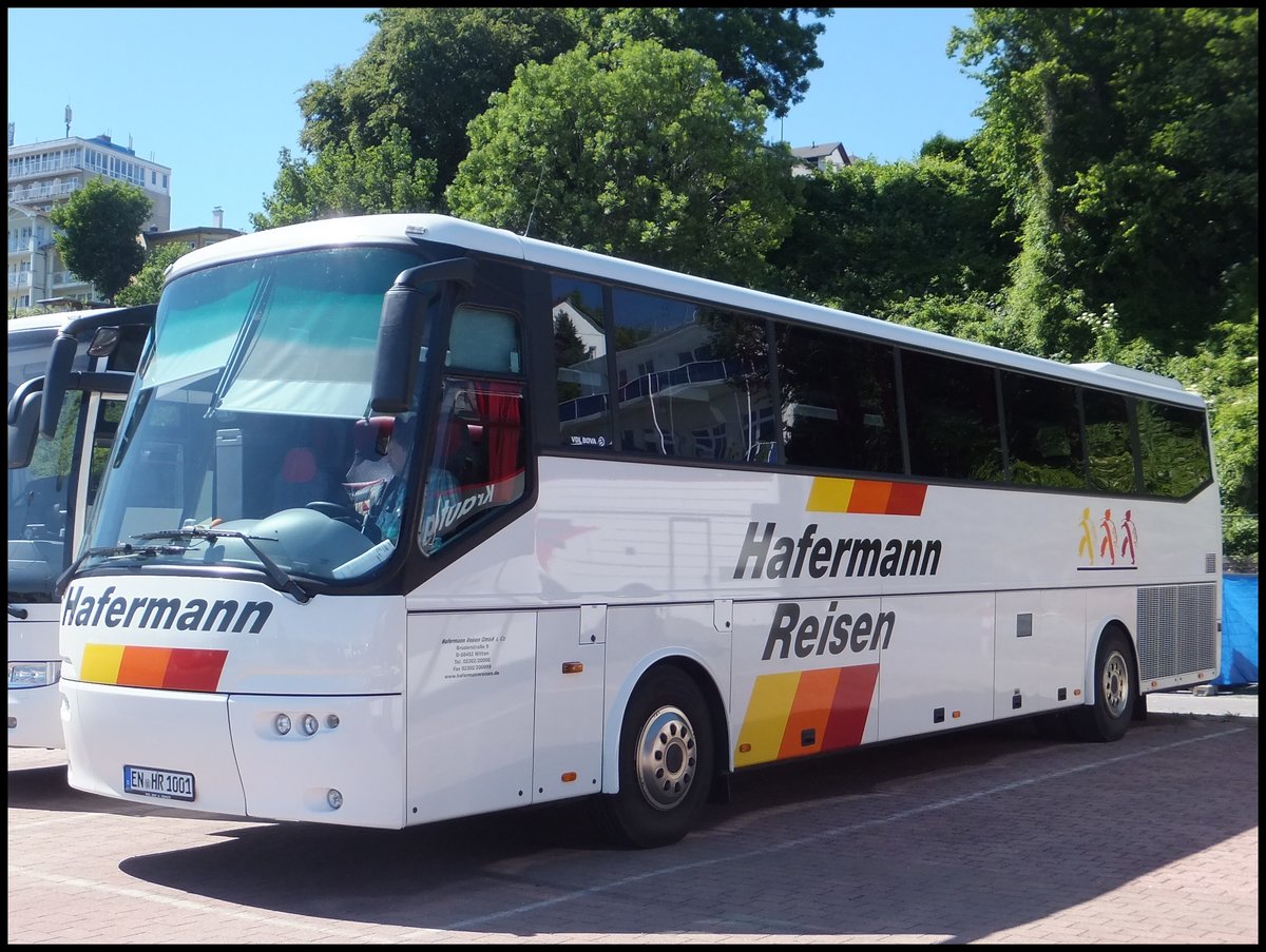 VDL Bova Futura von Hafermann Reisen aus Deutschland im Stadthafen Sassnitz.