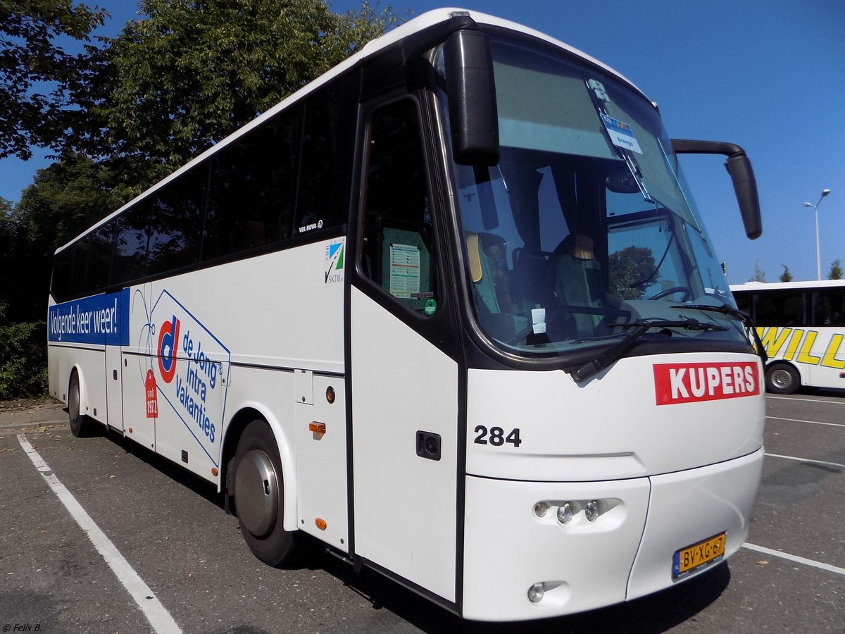 VDL Bova Futura von Kupers aus den Niederlanden in Rostock.