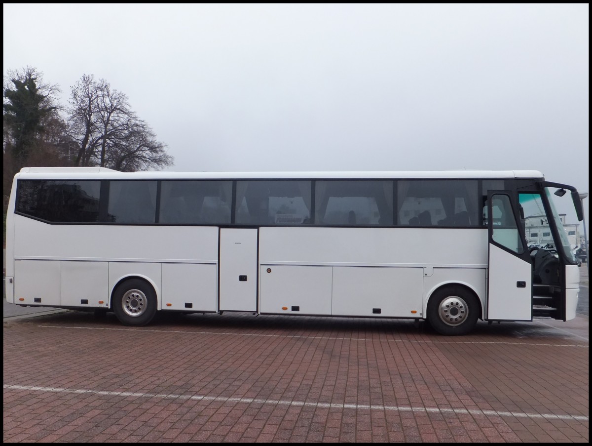 VDL Bova Futura von KVN aus Deutschland im Stadthafen Sassnitz.