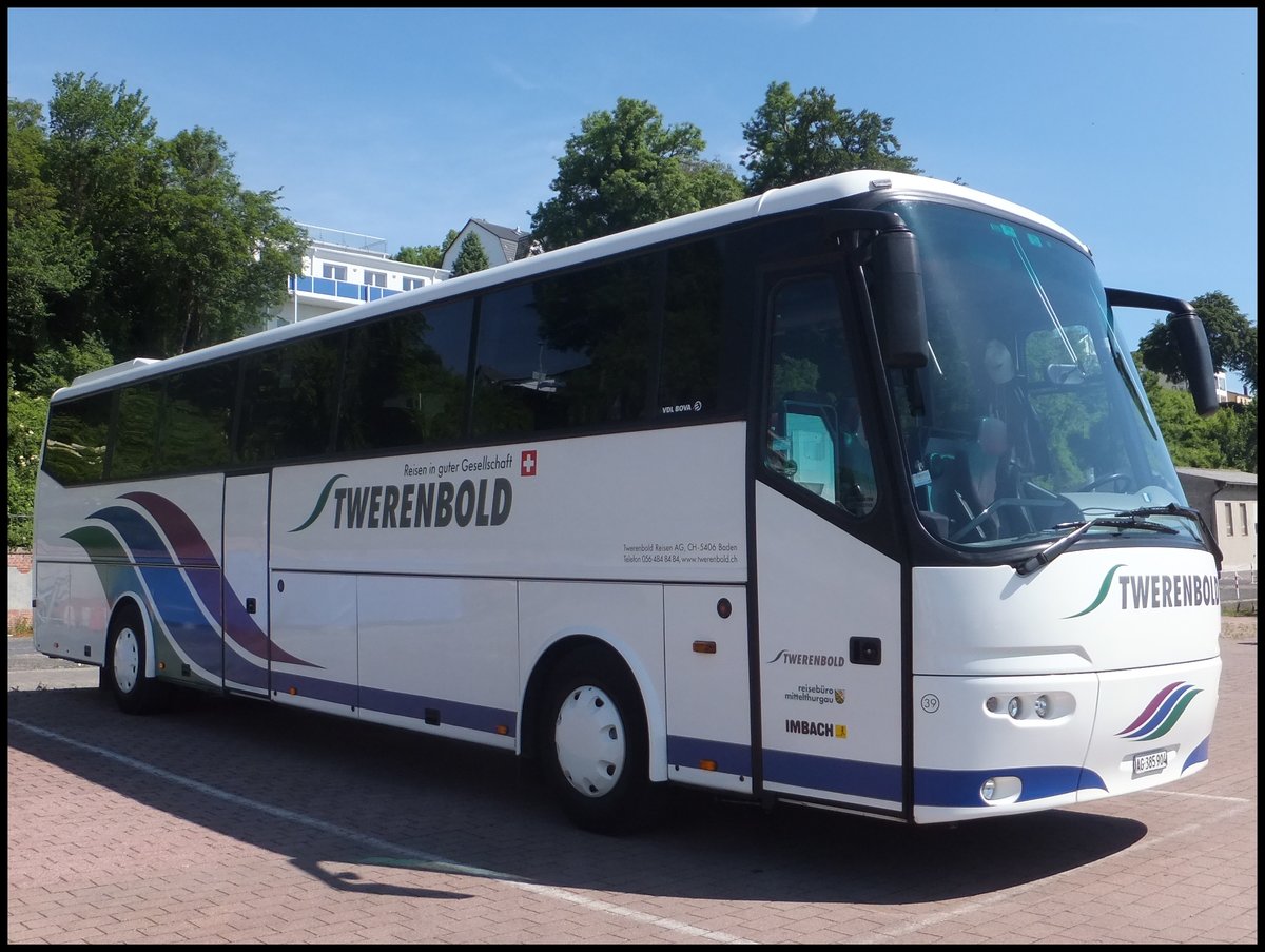 VDL Bova Futura von Twerenbold aus der Schweiz im Stadthafen Sassnitz.