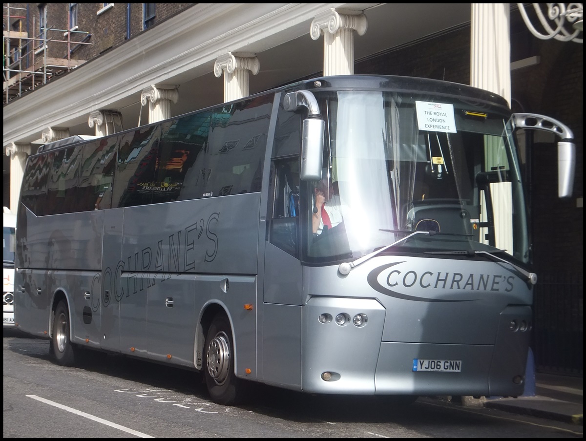 VDL Bova Magiq von Cochrane's aus England in London.