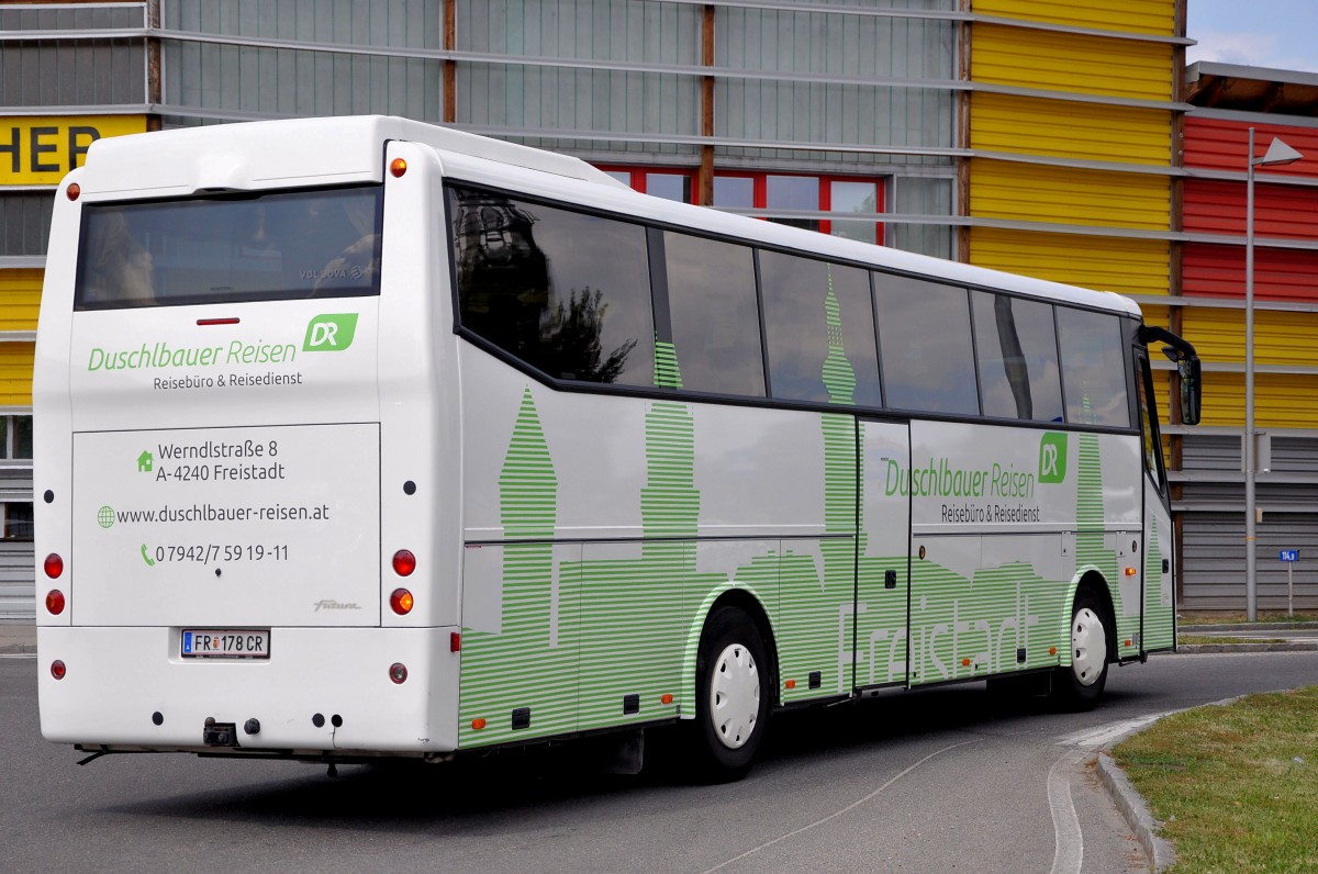 VDL BOVA vom Reisebro DUSCHLBAUER / sterreich im Juli 2013 in Krems unterwegs.