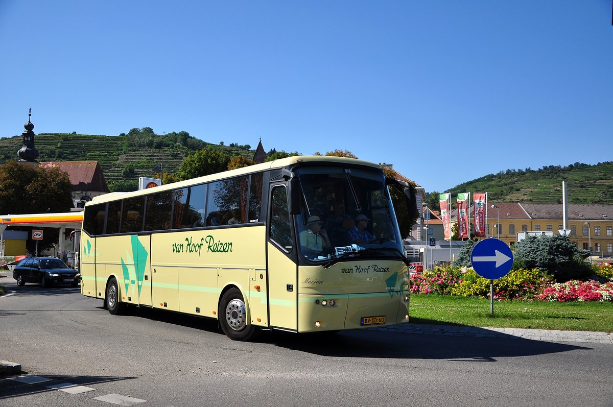 VDL Bova von van HOOF Reisen aus den NL in Krems unterwegs.