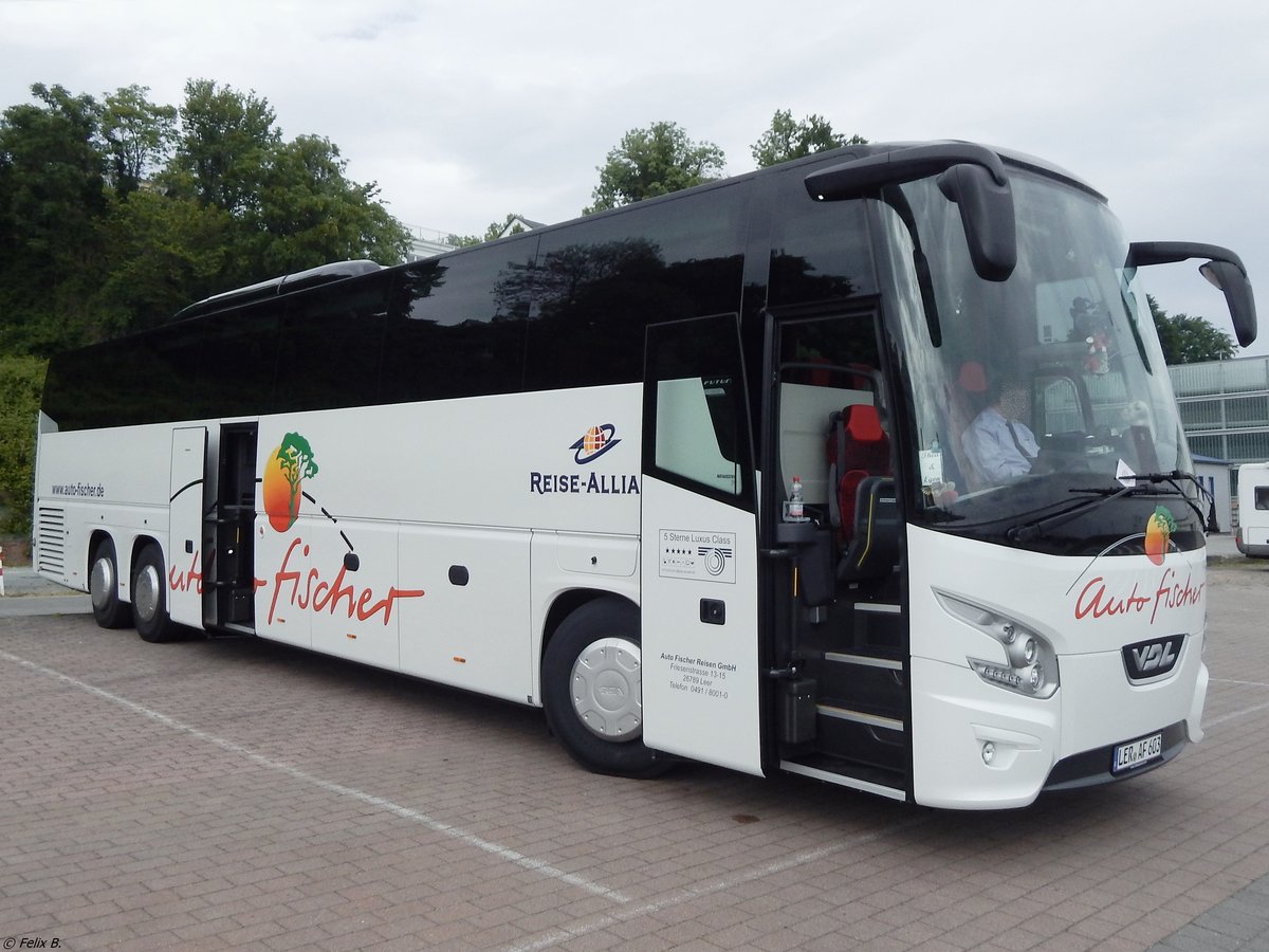 VDL Futura von Auto Fischer Reisen aus Deutschland im Stadthafen Sassnitz.