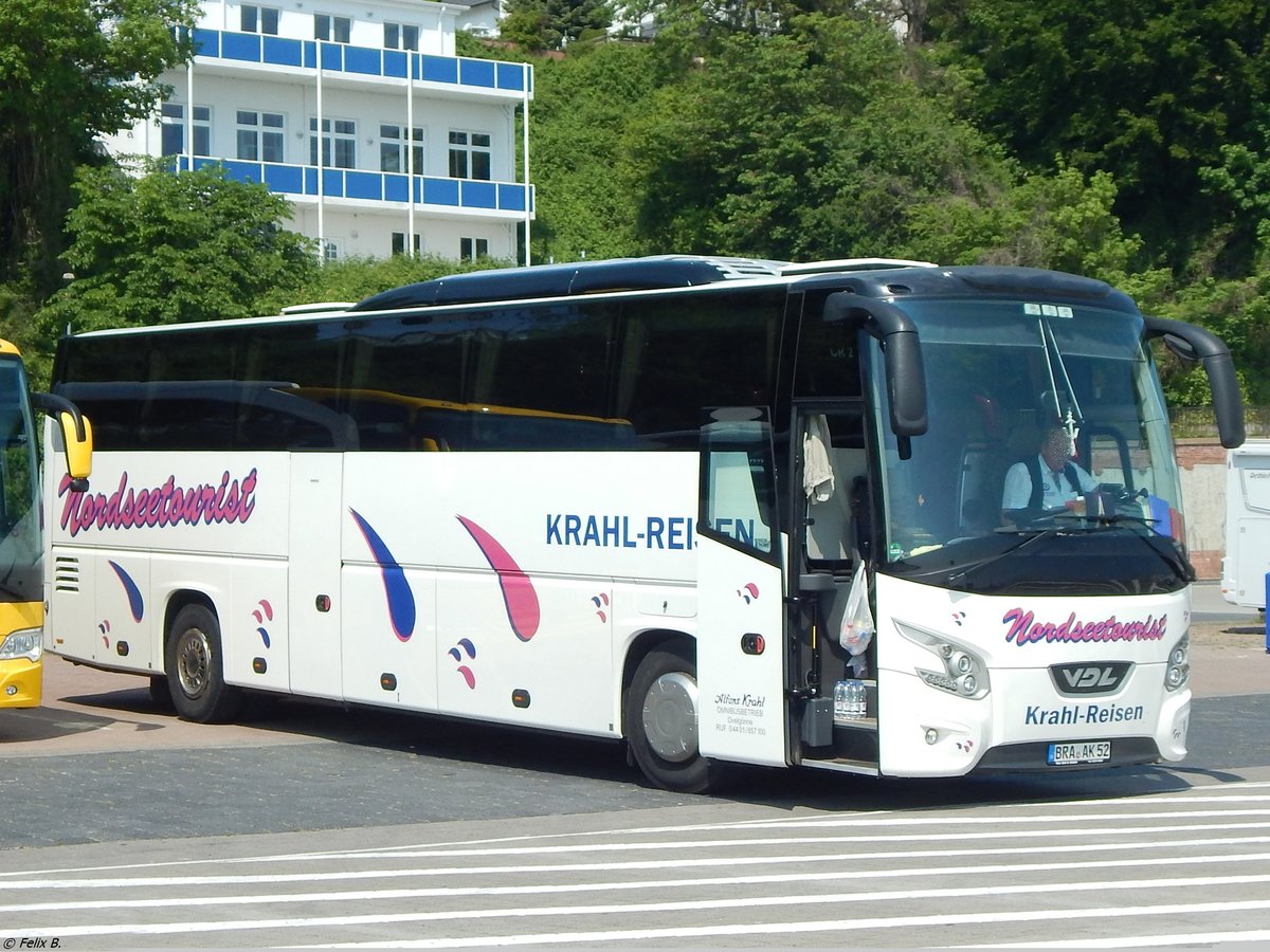 VDL Futura von Krahl-Reisen aus Deutschland im Stadthafen Sassnitz.