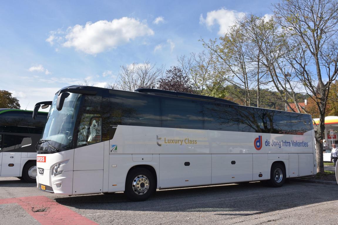 VDL Futura von Kupers Reisen aus den NL 10/2017 in Krems.