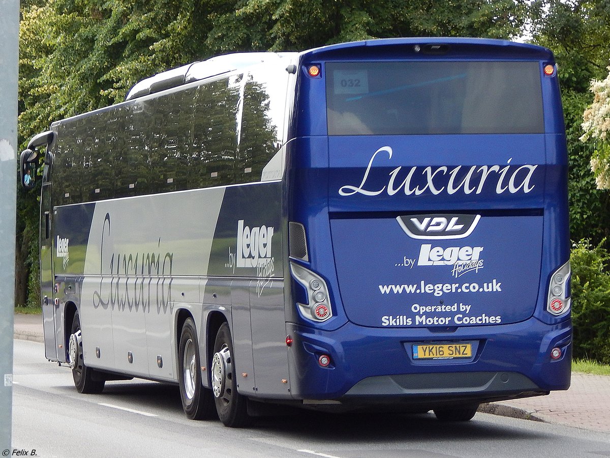 VDL Futura von Leger Holidays aus England in Sassnitz.