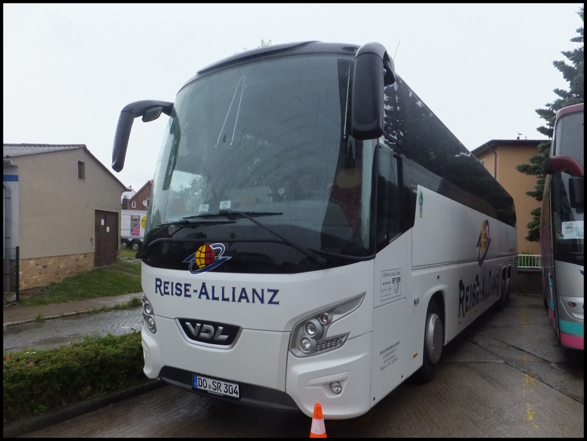 VDL Futura von Reise-Allianz/Schtz Reisedienst aus Deutschland in Sassnitz.